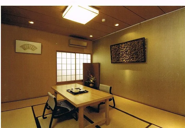Yamanaka Ryokan 東京都 2*,  日本